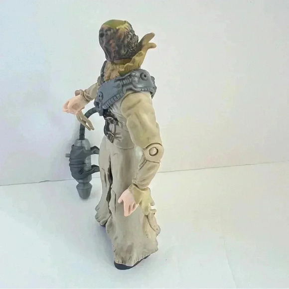 Scarecrow Action Figure 2005 Hasbro DC Comics Face Change No missile Batman 5" - Picture 4 of 10